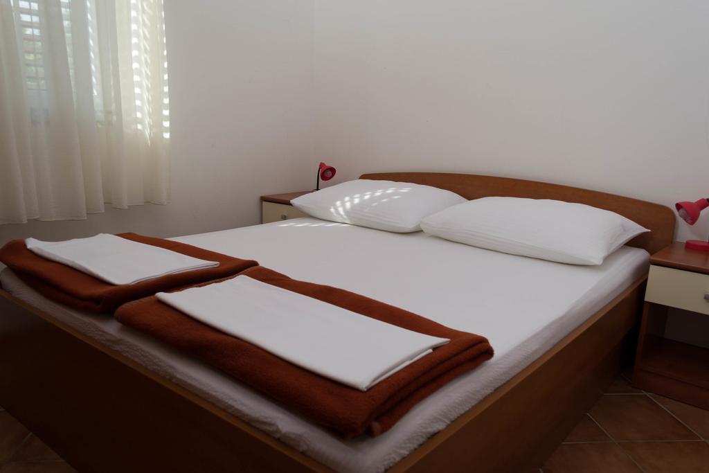 Jurjevic Apartma Petrcane